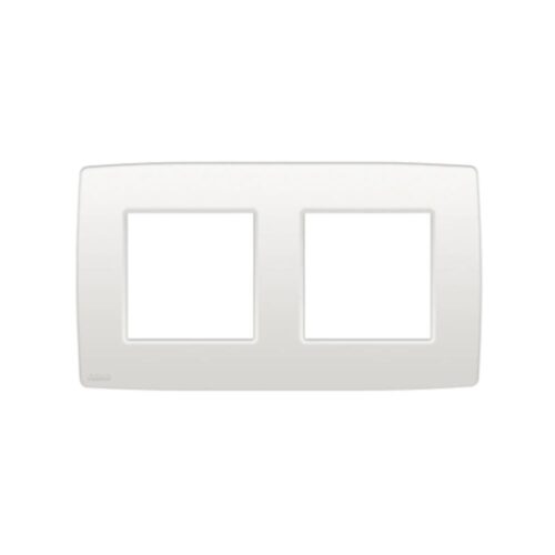 Plaque de recouvrement double avec un entraxe de 71 mm, couleur Niko Original white Niko Original Plaque de Recouvrement Double Entraxe 71 mm Blanc