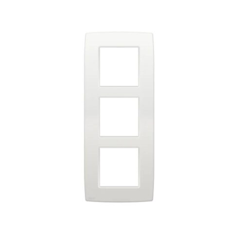 Plaque de recouvrement triple, entraxe de 60 mm, verticale, couleur Niko Original white Niko Original Plaque de Recouvrement Triple Entraxe 60 mm Blanc